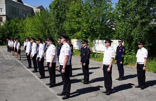 Пополнили ряды полиции. В Магнитогорске в верности служебному долгу поклялись 48 новых сотрудников МВД