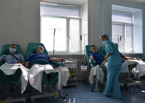 Для многих из них это уже привычно. В Магнитогорске 39 пожарных стали донорами крови Для многих из них это уже привычно. В Магнитогорске 39 пожарных стали донорами крови