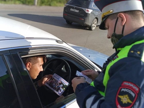 3 000 за кресло. В Магнитогорске ГИБДД проверяла водителей-родителей