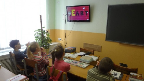 «Оставьте домашние задания нам!» В Магнитогорске известная школа освободит родителей первоклашек от проверки тетрадей