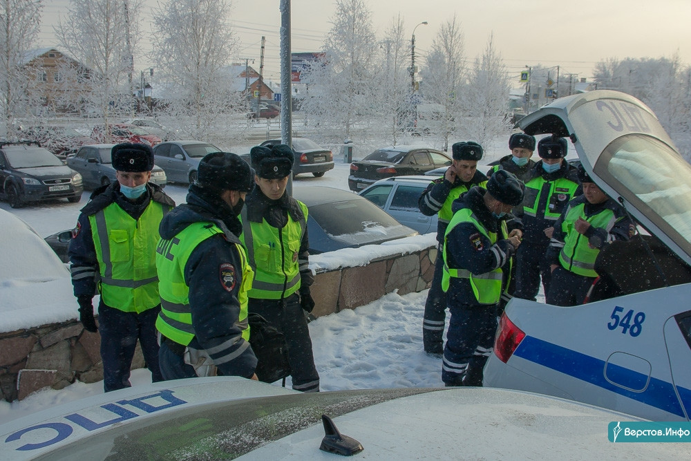 Работа гибдд магнитогорск. Машина ДПС Магнитогорск. Новые машины ДПС В Магнитогорске. Магнитогорск ГИБДД автопарк. Фото ГИБДД Магнитогорск.