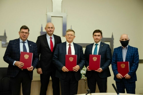 Поставили подписи. МГТУ получит дополнительные преференции за участие в консорциуме Поставили подписи. МГТУ получит дополнительные преференции за участие в консорциуме