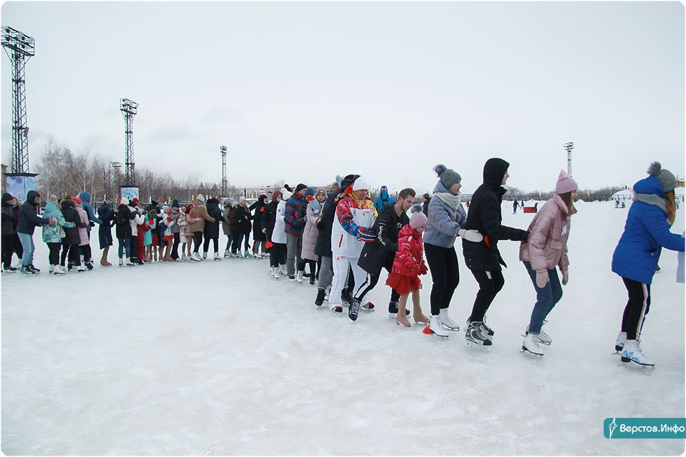 Каток магнитогорск. 14 Школа Магнитогорск каток.