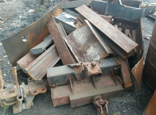Нанесли ущерб железной дороге. Трое магнитогорцев украли металлолом на 54 тысячи рублей
