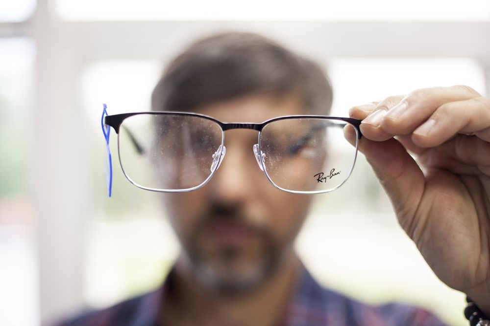 Зрение -30. Размер линз для очков для зрения. Какие очки у экологов. Оптик центр Челябинск очки для зрения.