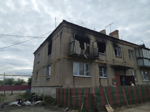Страшный пожар! Под Магнитогорском в горящей квартире погиб пенсионер
