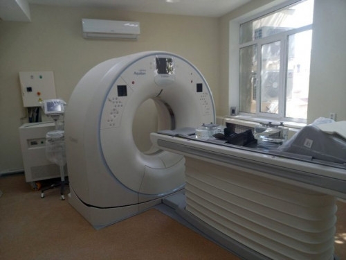 Современный и спиральный. В детской больнице Магнитогорска завершили монтаж нового томографа
