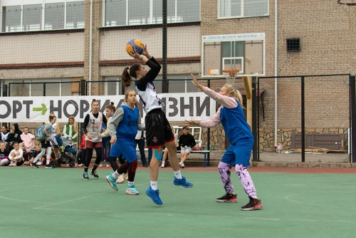 Игры посвятили ГТО. В Магнитогорске прошли соревнования по баскетболу 3х3 «Оранжевый мяч»