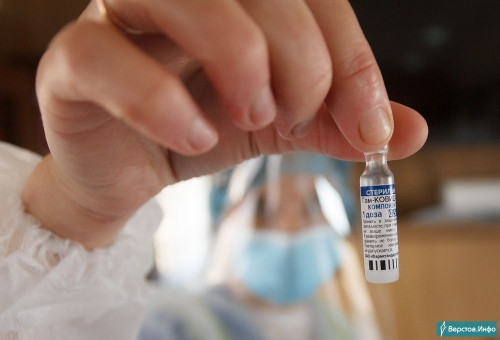 До 15 лет – только по согласию родителей. В Магнитогорске вакцинация школьников от COVID-19 может стартовать уже в январе