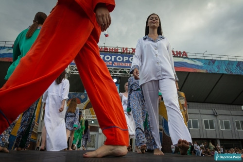 Прошедший год в фотографиях. Самые яркие снимки 2021-го – в подборке «Верстов.Инфо»