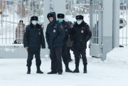 Полиции снова не до отдыха. «Шутники» принялись «минировать» объекты Магнитогорска