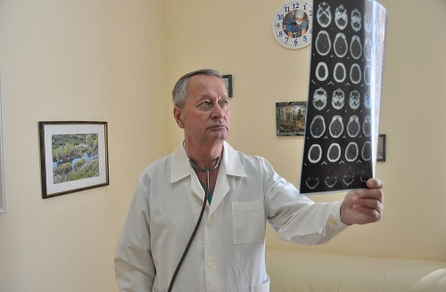 Во благо жизни! В Магнитогорске юбилей отмечает ведущий торакальный хирург Александр Коновалов