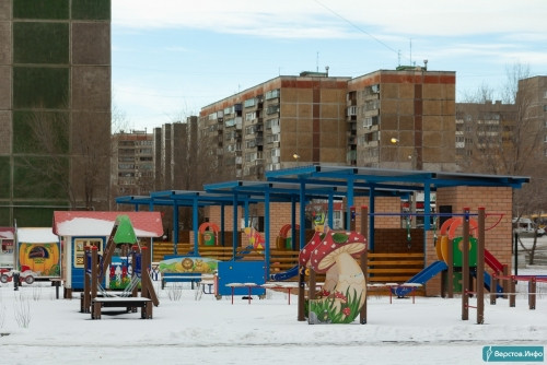 Ещё на месяц. В Магнитогорске вновь перенесли открытие двух новых детских садов