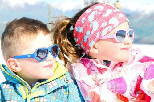 Глаза и весеннее солнце. Советы офтальмолога магнитогорским родителям по выбору очков для детей