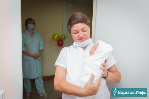 Больше только в Челябинске! В Магнитогорске за три месяца на свет появилось 1 033 младенца