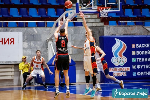 Есть победа! Баскетбольный «Металлург» одолел «Чебоксарских ястребов» в первом матче полуфинала