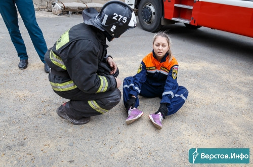 Без дыма и огня, но жарко. В Магнитогорске прошли соревнования по пожарному кроссфиту