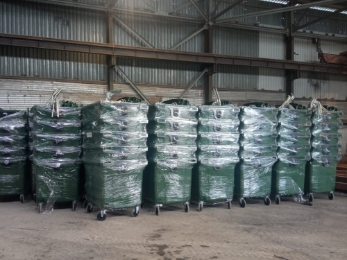 ЦКС закупил 700 новых контейнеров для мусора. 220 из них установят в Магнитогорске