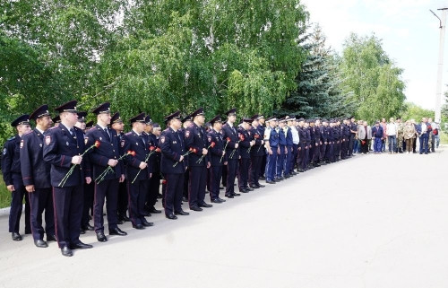 Трагедия произошла 2 июля. В Магнитогорске почтили память милиционеров, погибших 22 года назад