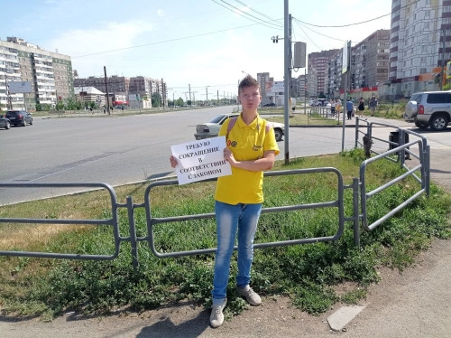 «Сдайте форму и свободны!» В Магнитогорске со скандалом увольняют сборщиков «Яндекс.Еды»