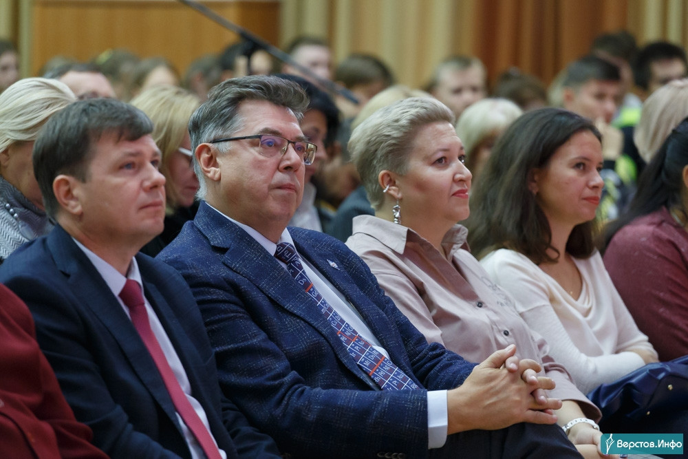 Верстов инфо учатся. Студенты МГТУ. МГТУ на Бауманской. Мажитов Магнитогорск МГТУ. Студенты Бауманки.