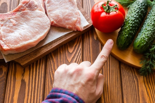 Меньше мяса – больше овощей. Основные принципы правильного питания в профилактике и лечении рака